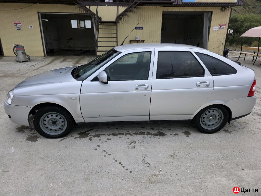 LADA (ВАЗ) Priora, 2011 года