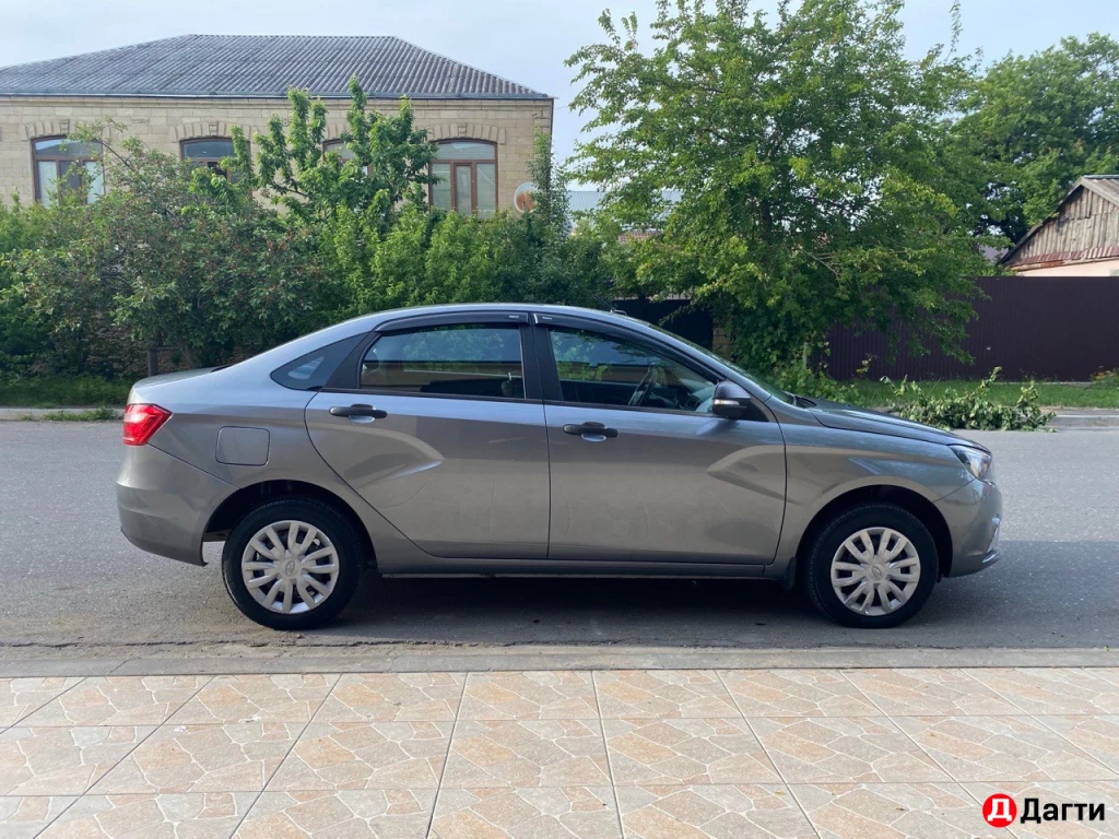 LADA (ВАЗ) Vesta, 2020 года