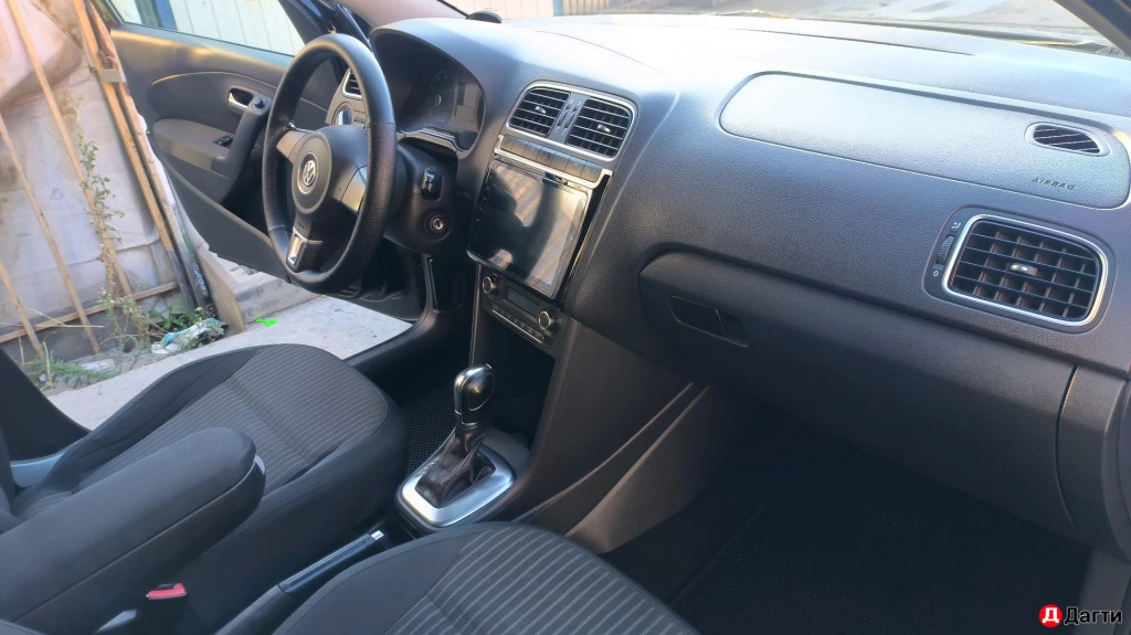 Volkswagen Polo, 2013 года