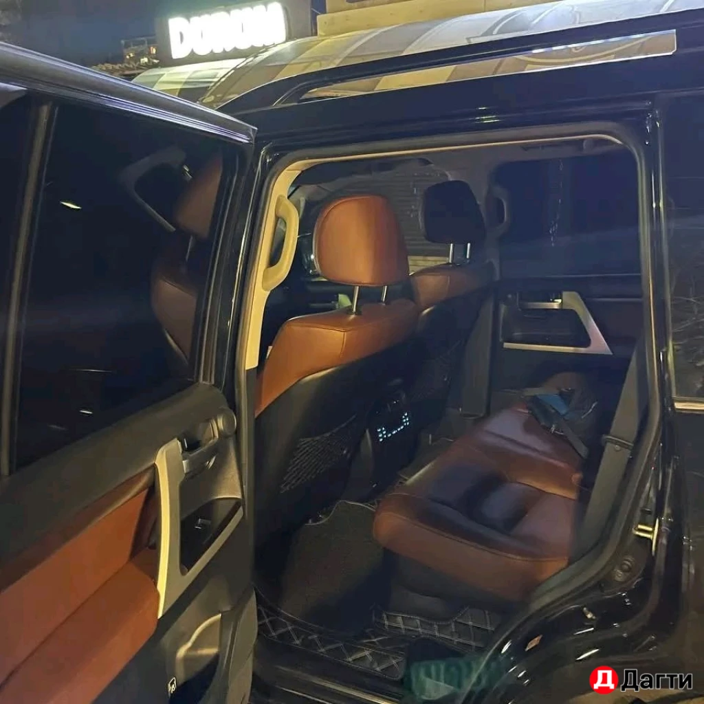 Toyota Land Cruiser, 2015 года