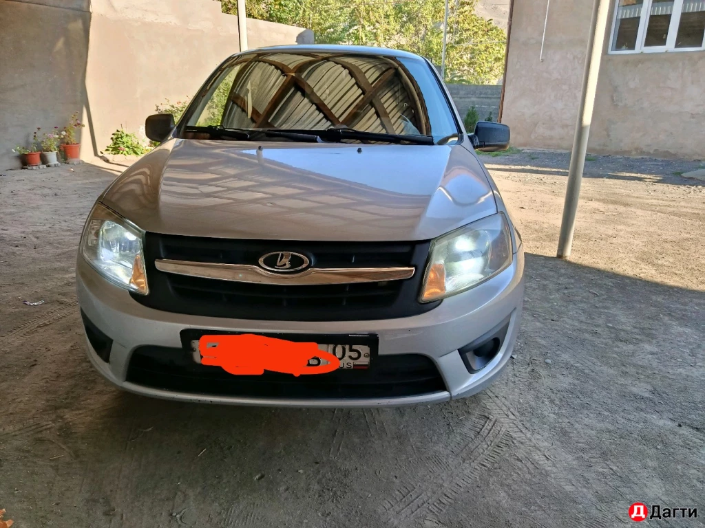 LADA (ВАЗ) Granta, 2012 года