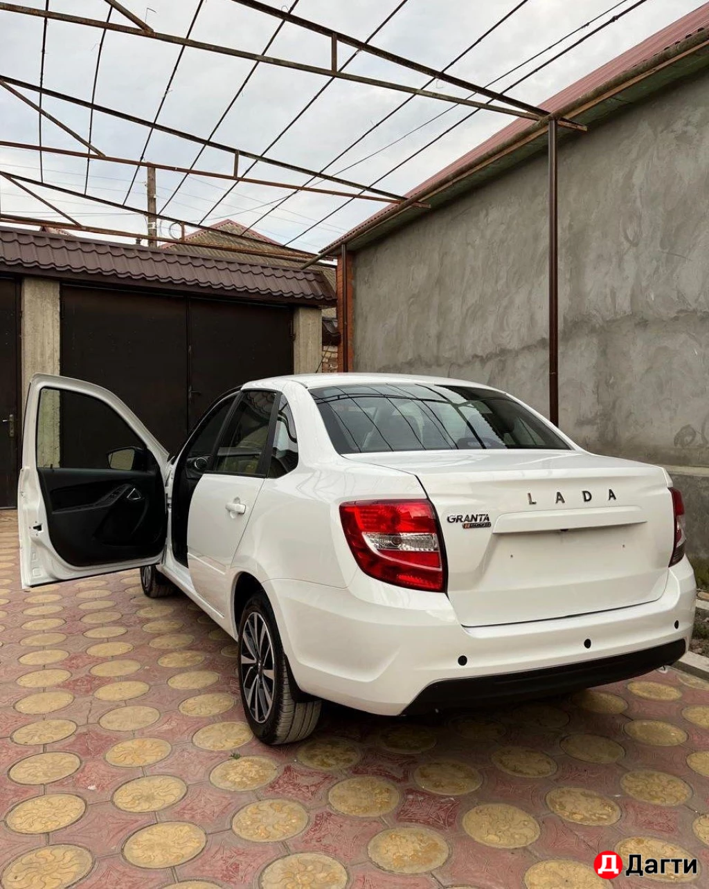 LADA (ВАЗ) Granta, 2024 года