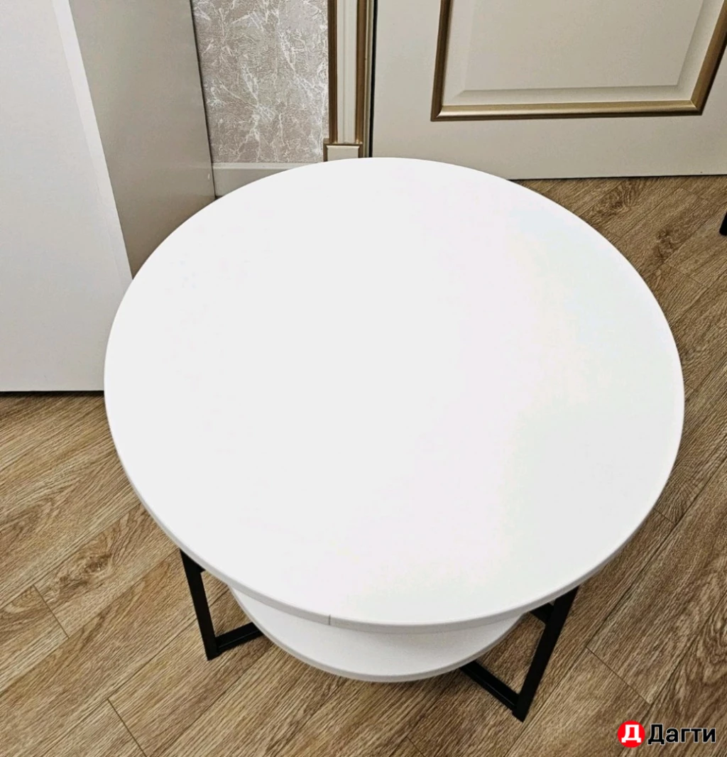 Журнальный столик