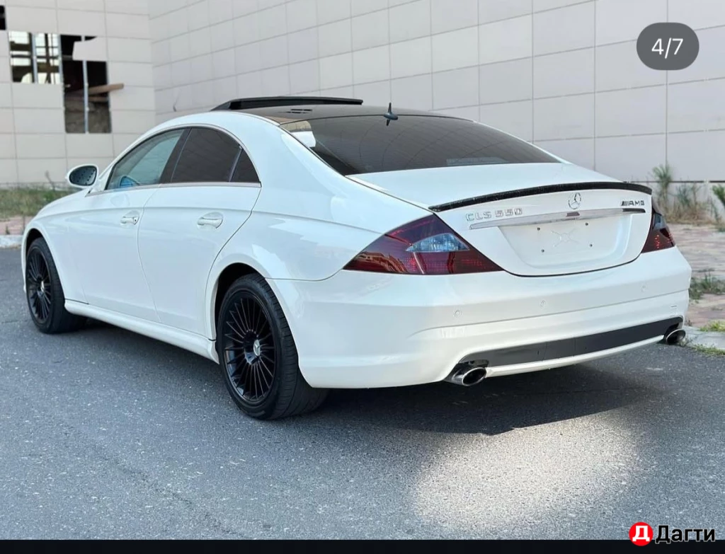 Mercedes-Benz CLS, 2005 года