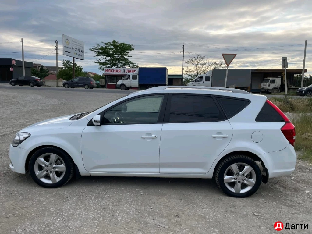 Kia Ceed, 2011 года