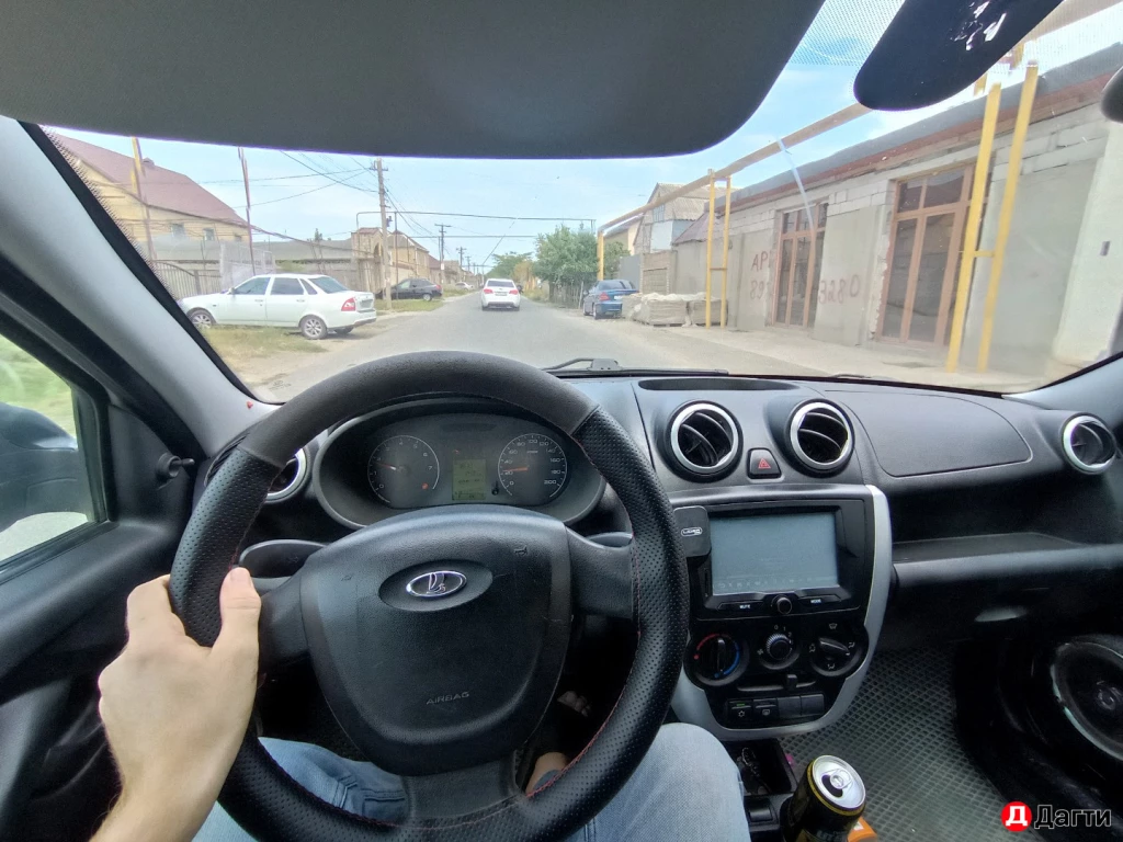 LADA (ВАЗ) Granta, 2013 года