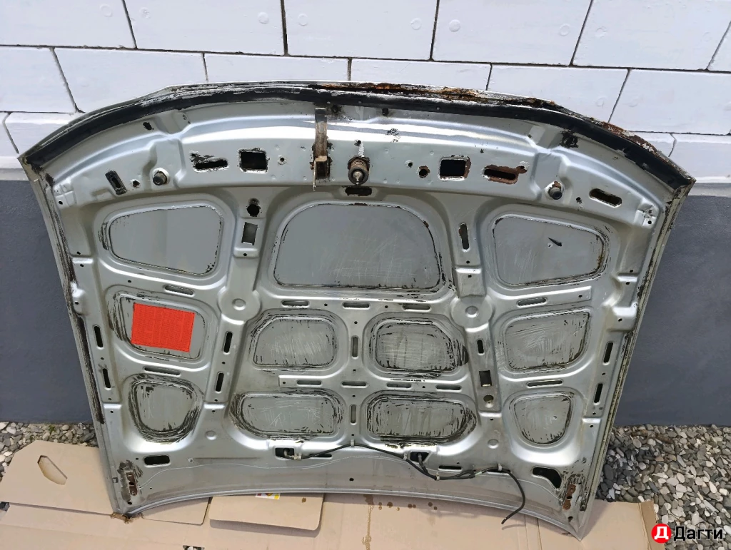 Капот на Daewoo Nexsia N100 N150