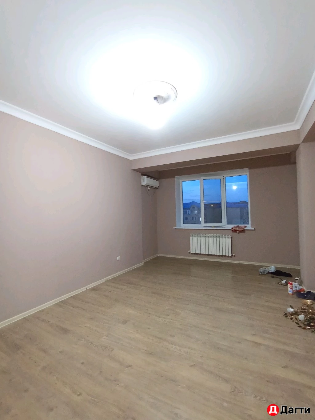 Квартира, 2 комнаты, 75 м²