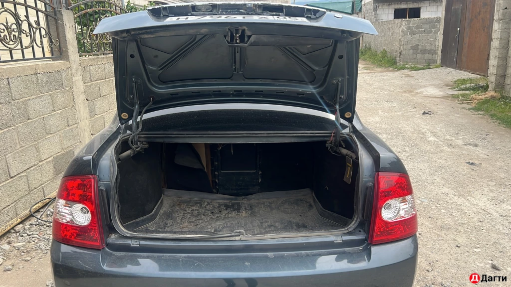 LADA (ВАЗ) Priora, 2012 года