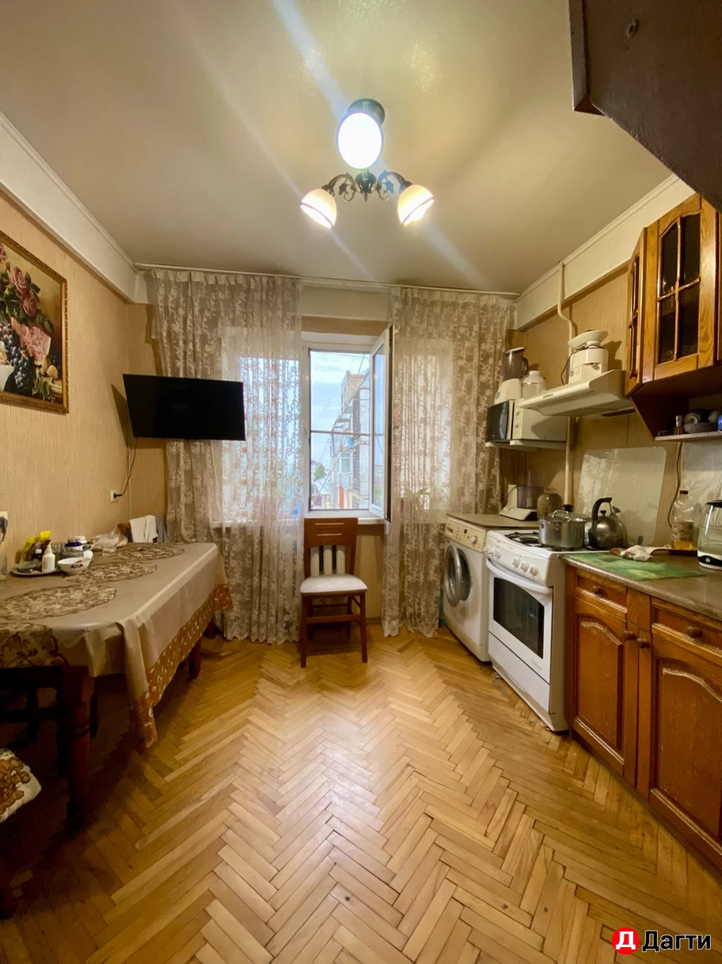 Квартира, 3 комнаты, 65 м², Агент