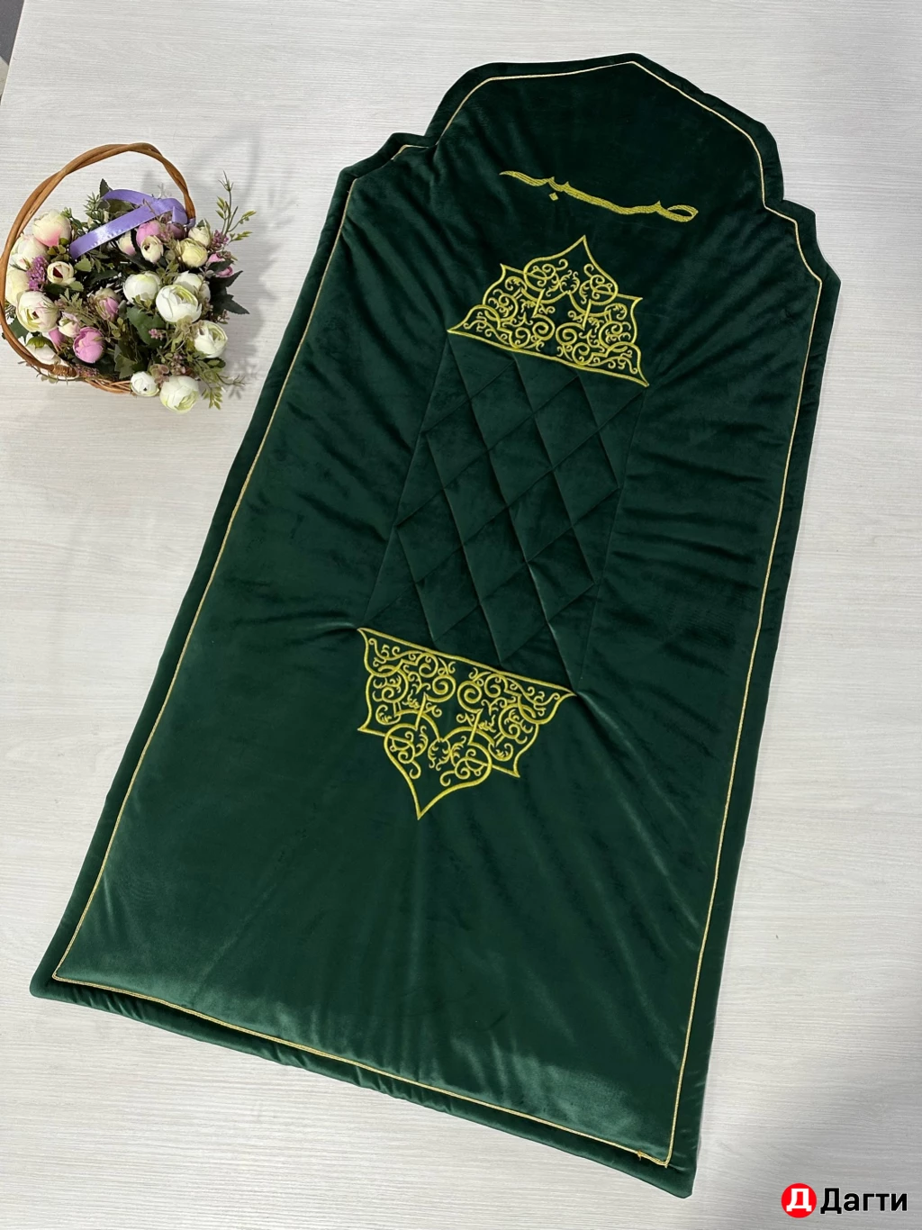 Коврик для намаза с вышивкой