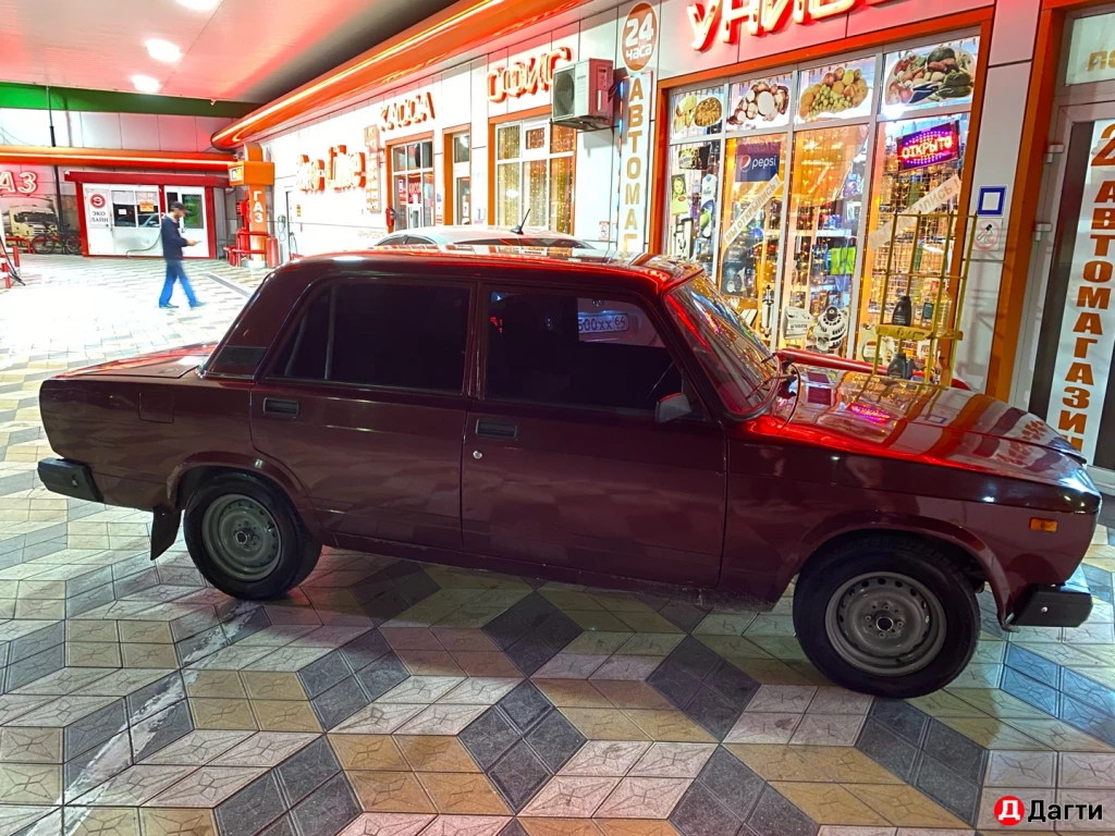 LADA (ВАЗ) 2107, 2011 года