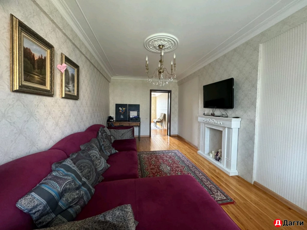 Квартира, 4 комнаты, 90 м², Агент