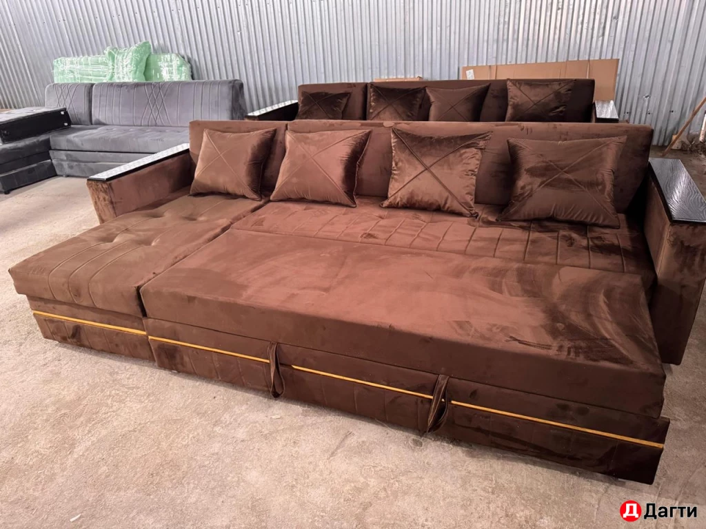 Угловой диван