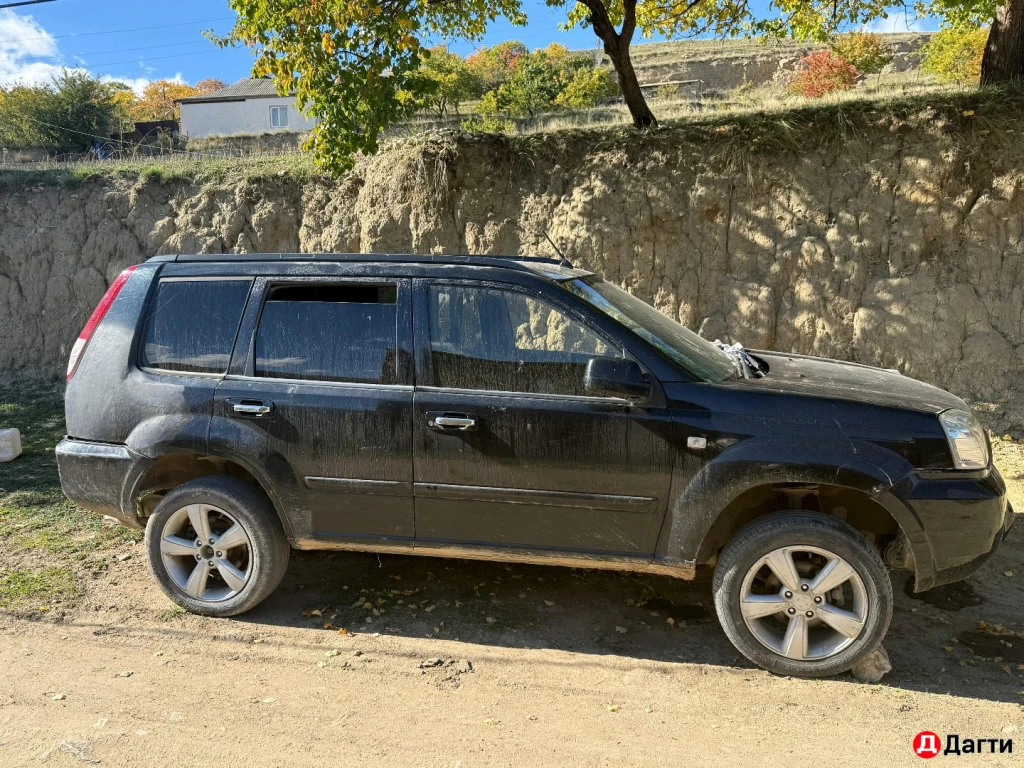 Nissan X-Trail, 2004 года