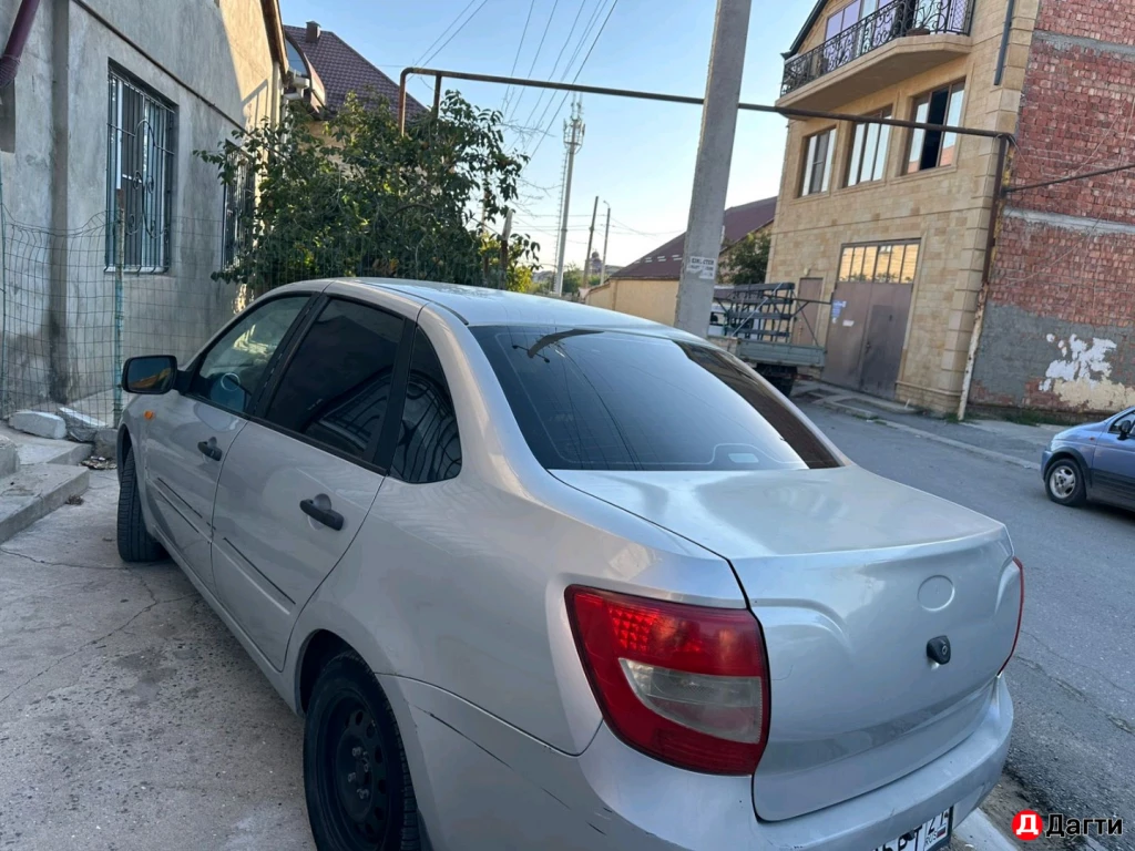 LADA (ВАЗ) Granta, 2015 года