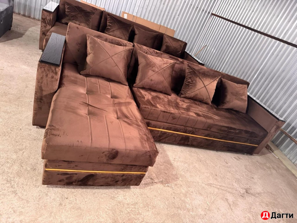 Угловой диван