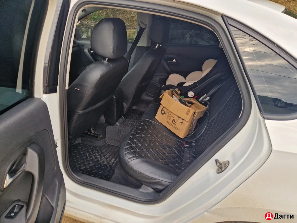 Volkswagen Polo, 2017 года