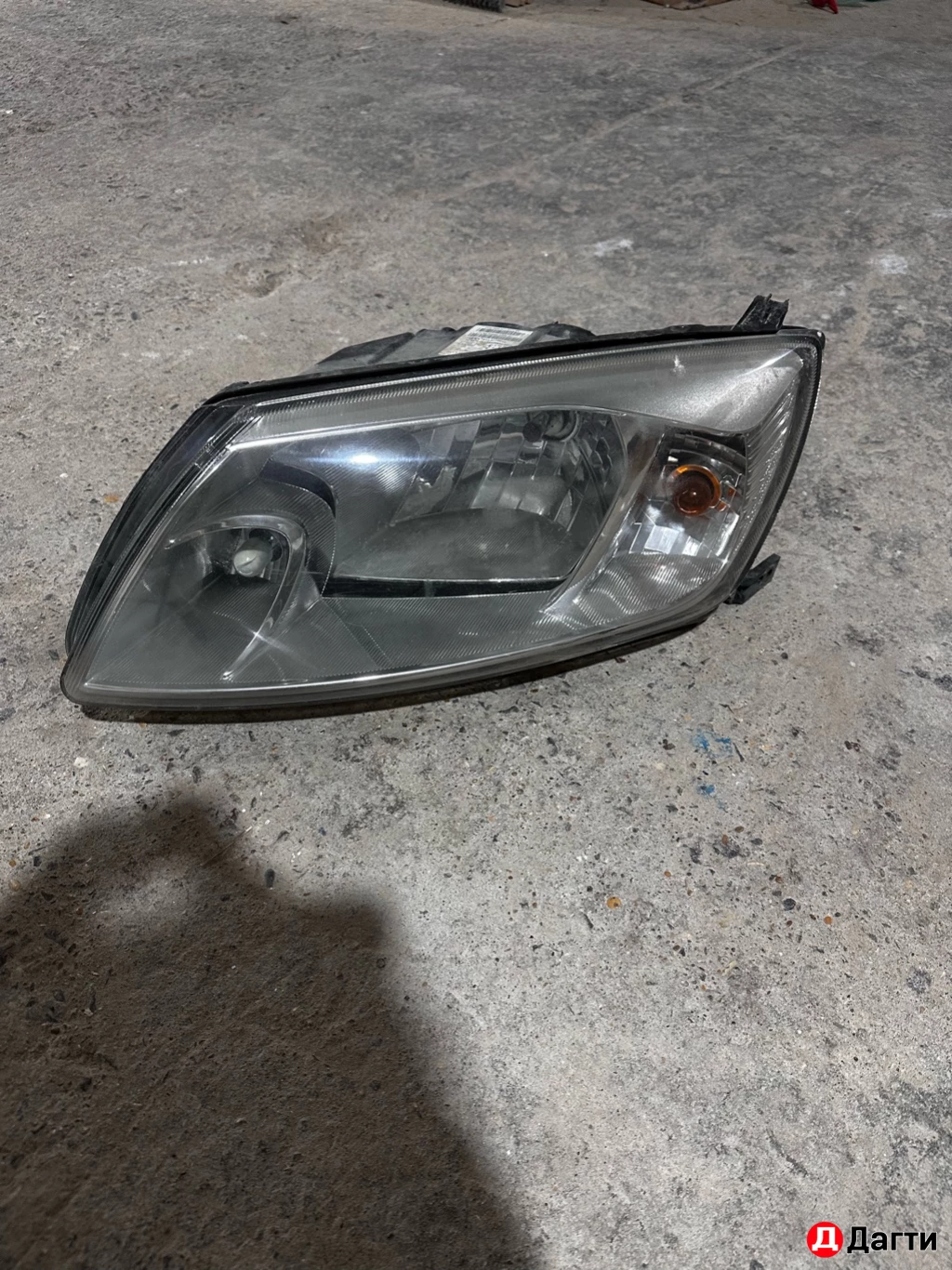 Фары на гранту