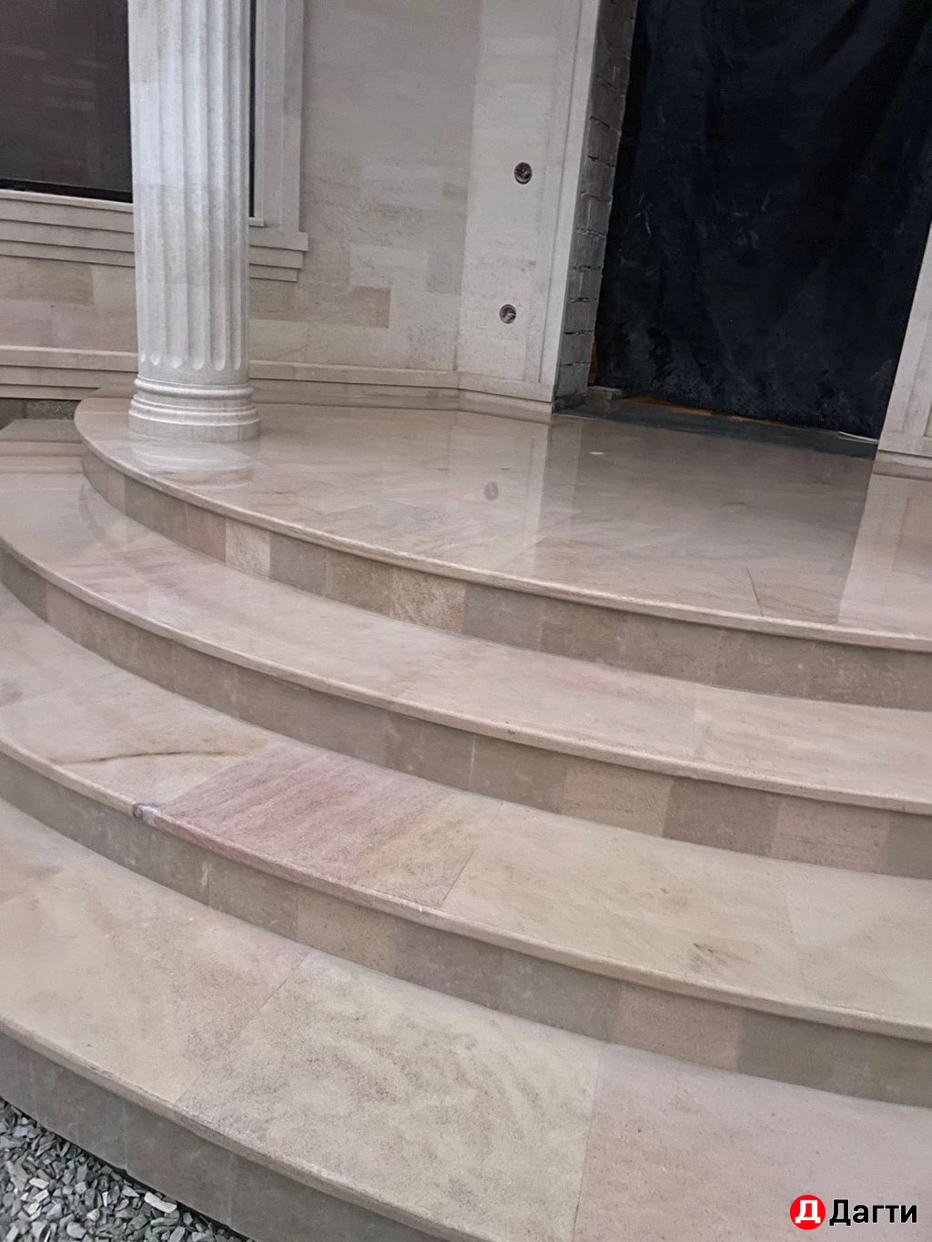 СТУПЕНЬКИ И ПОДОКОННИКИ из НАТУРАЛЬНОГО КАМНЯ