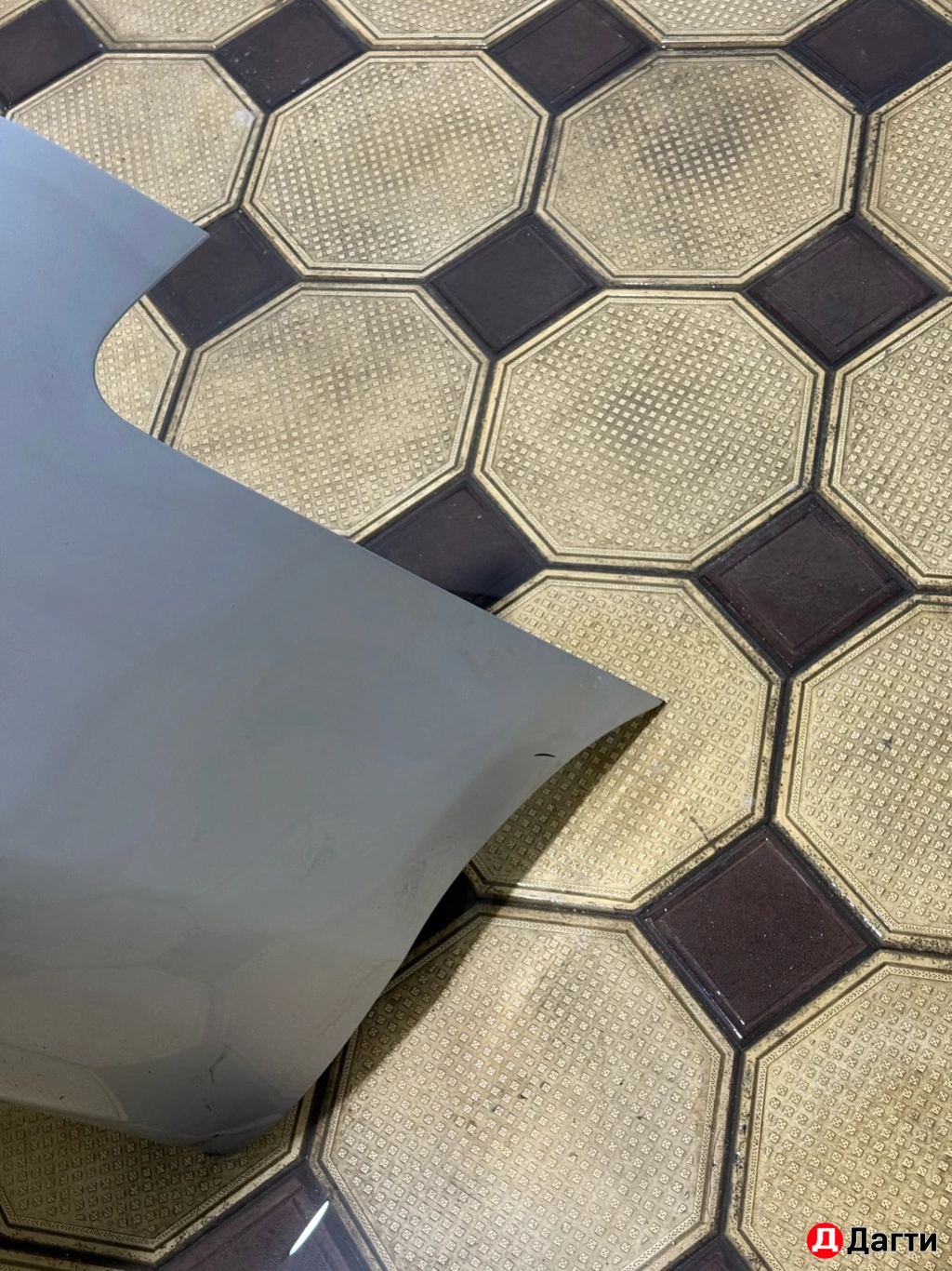 Задний бампер Toyota v40