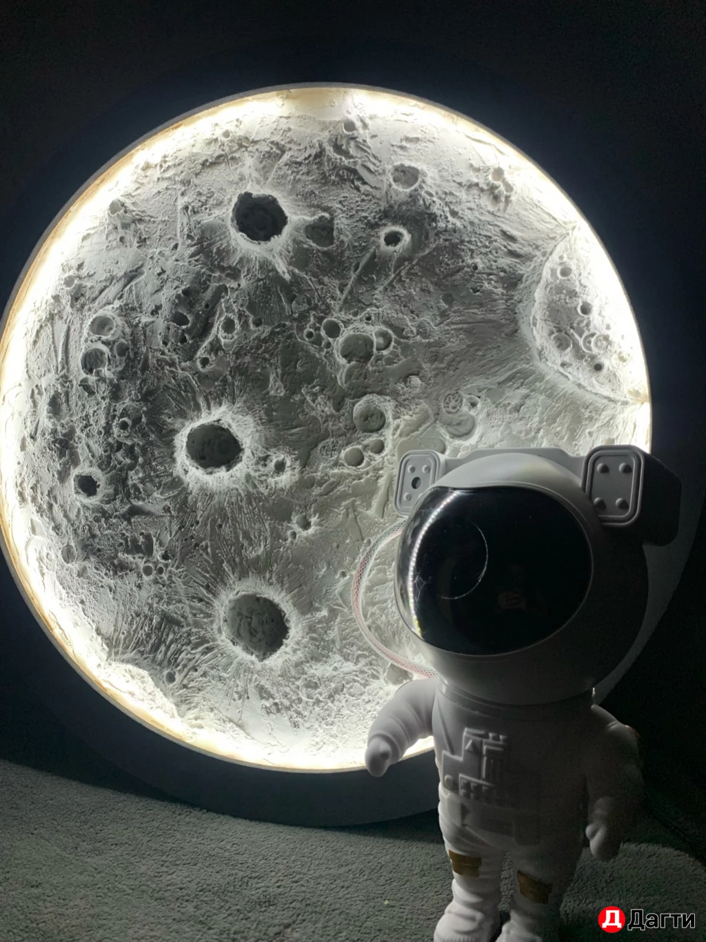 Луна интерьерная