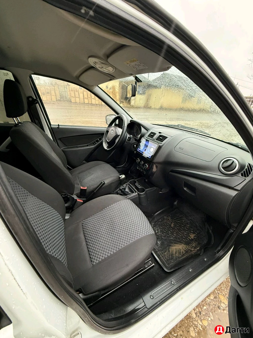 LADA (ВАЗ) Granta, 17 года