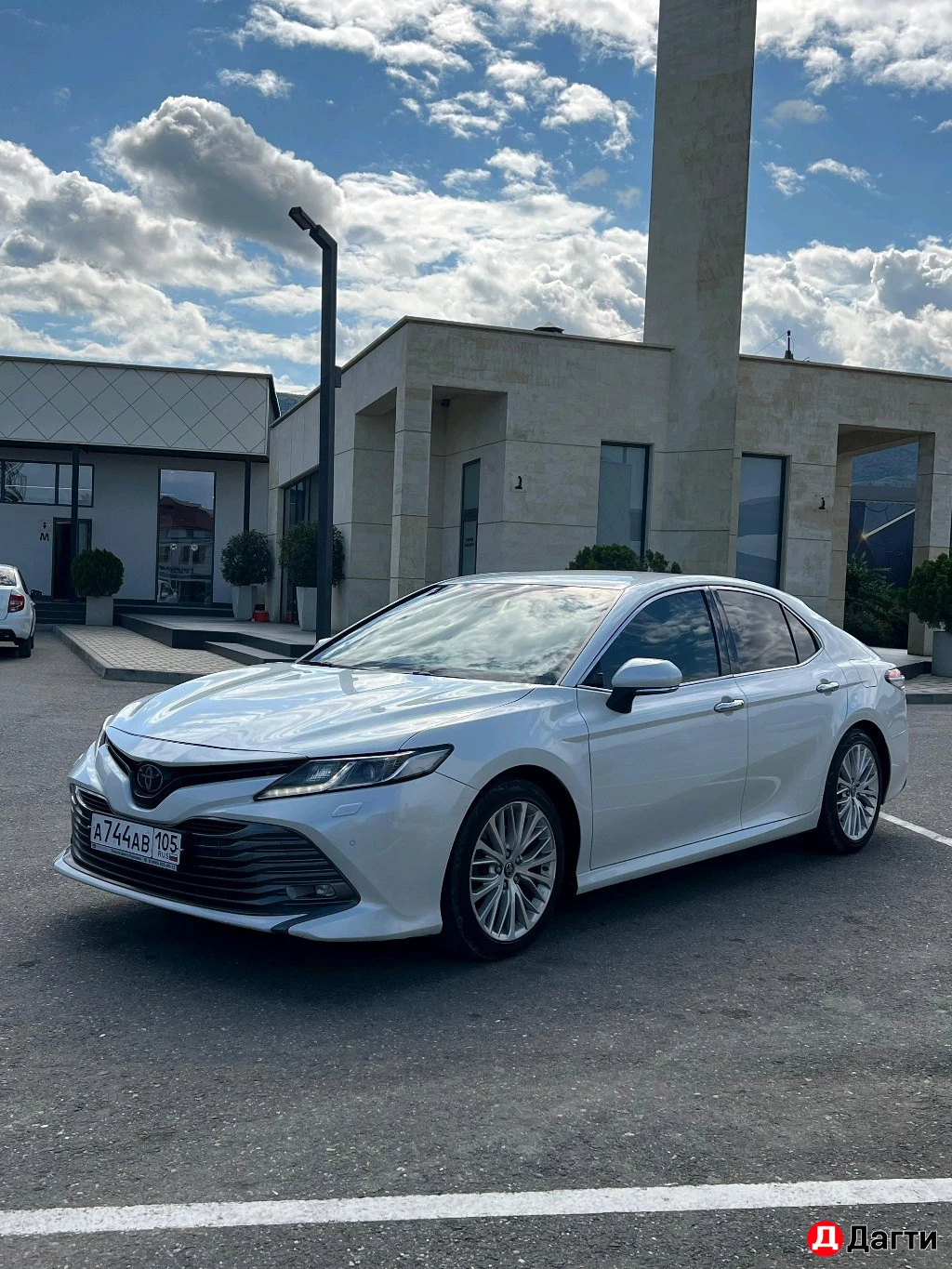 Toyota Camry, 2019 года