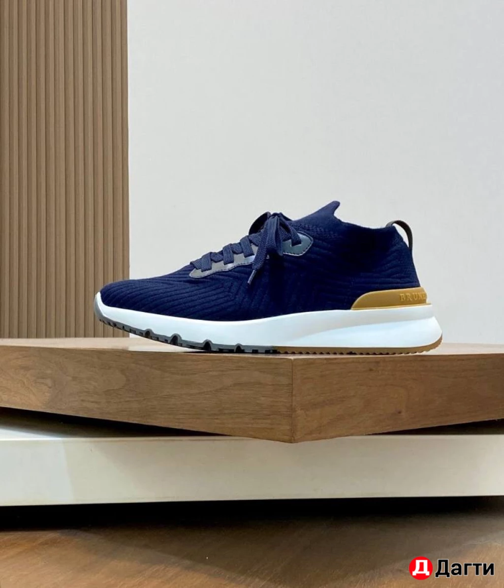 Мужские кроссовки от бренда Brunello Cucinelli