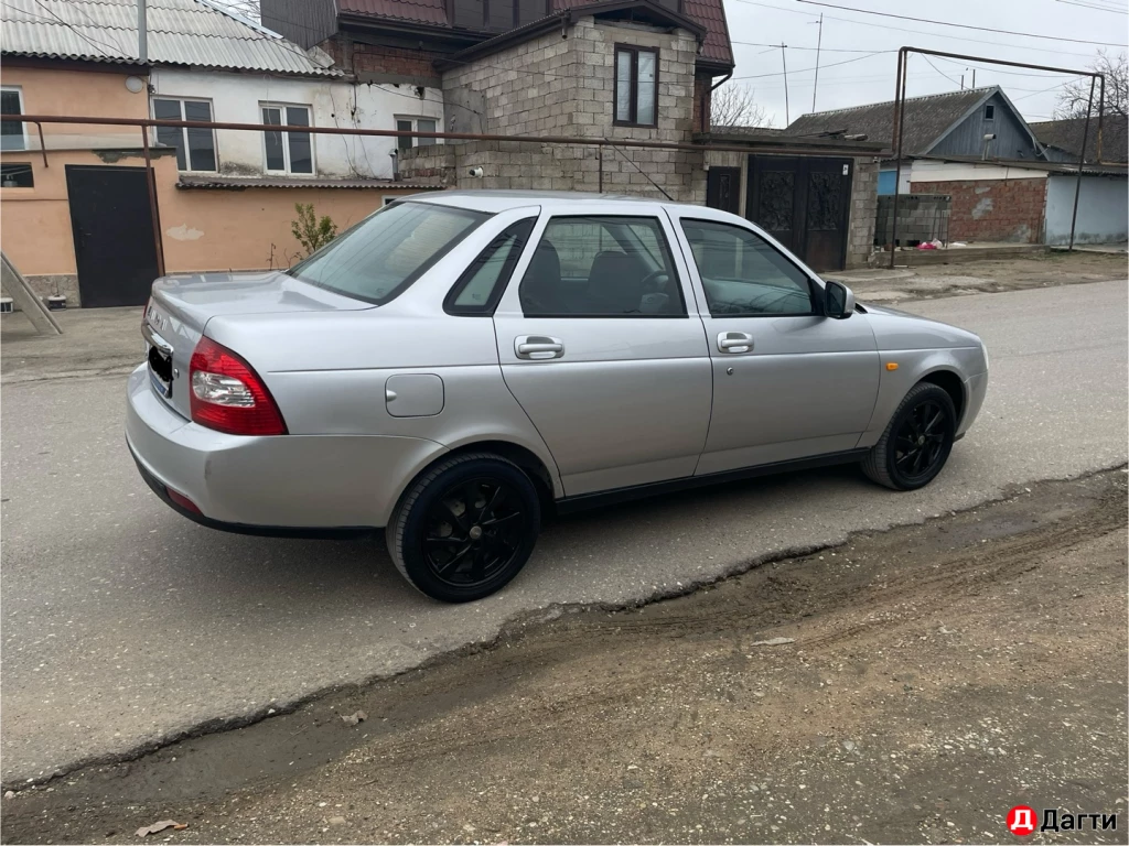 LADA (ВАЗ) Priora, 8 года