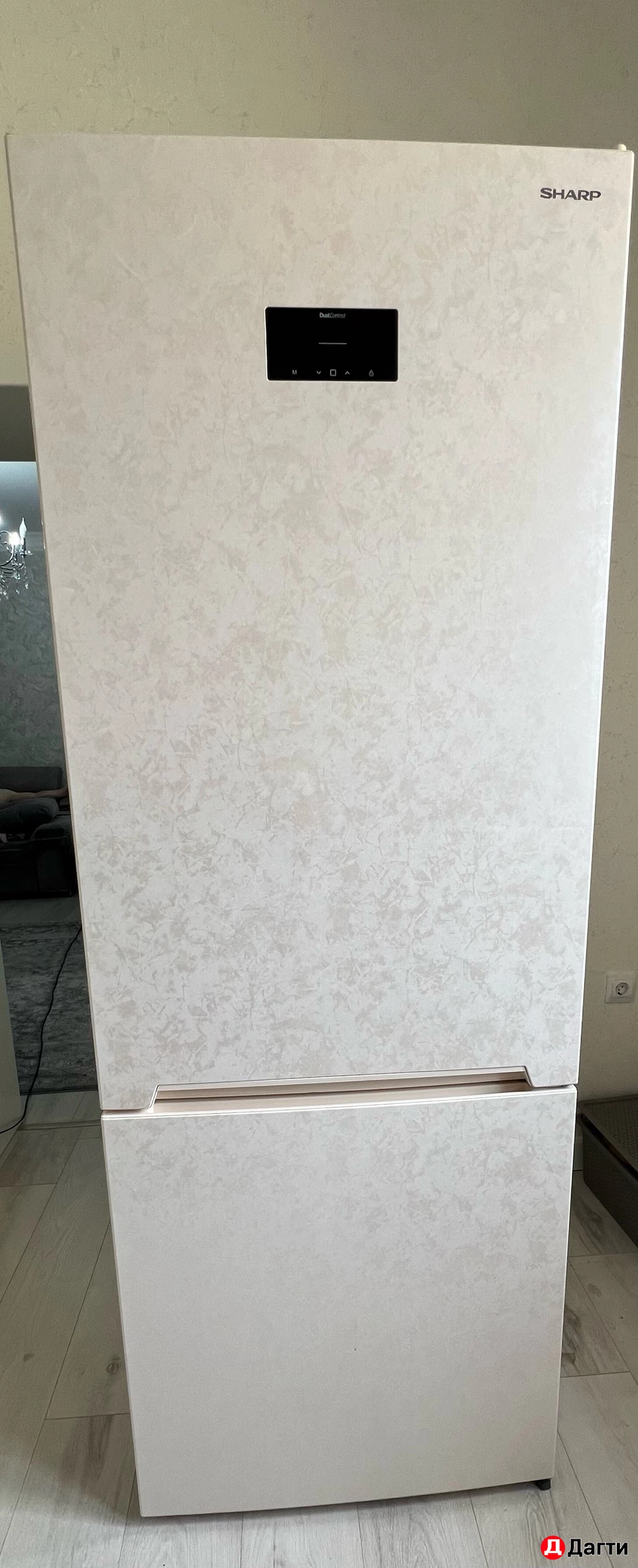 Холодильник Sharp