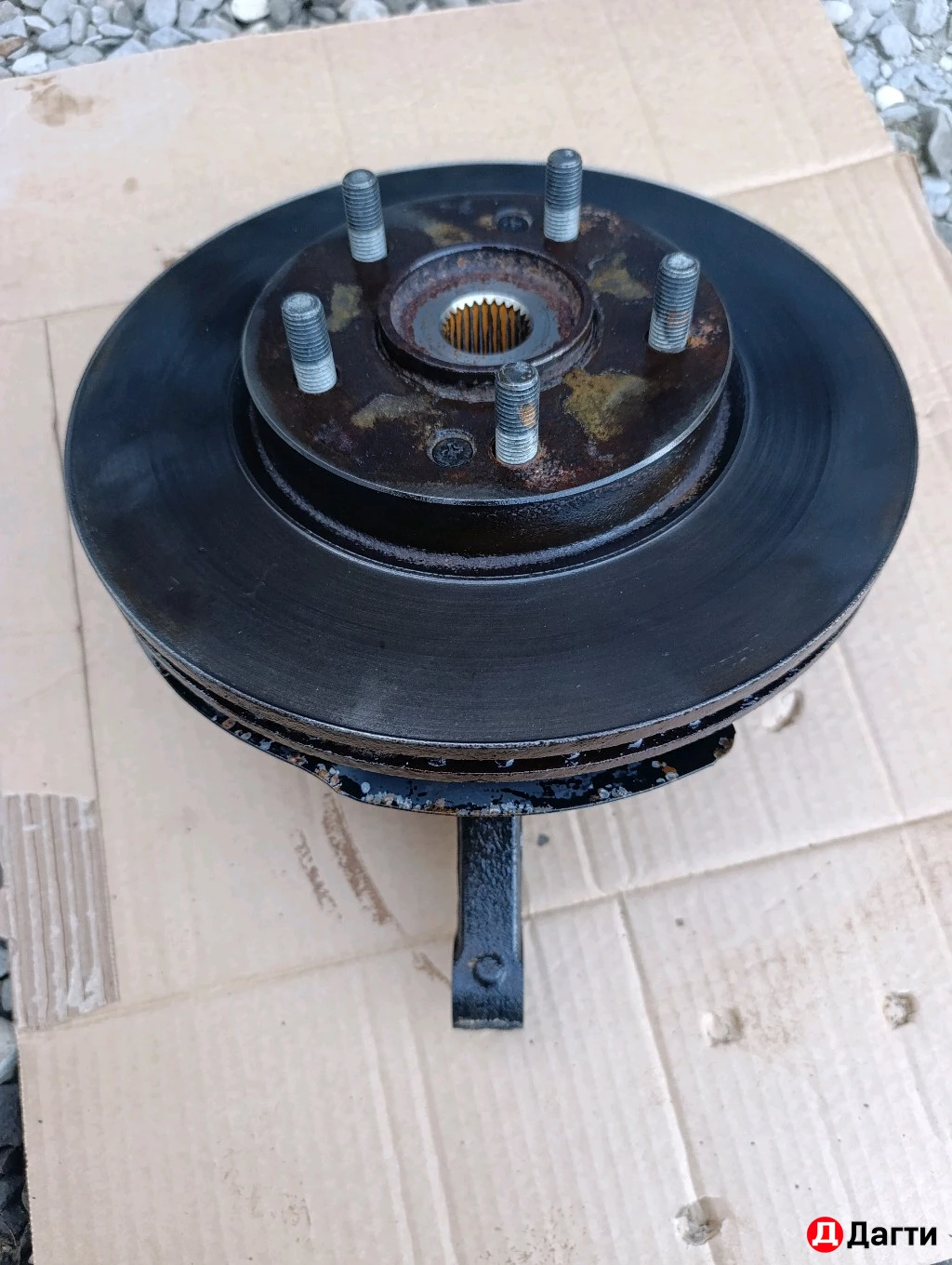 Кулак передний левый Hyundai Elantra 6