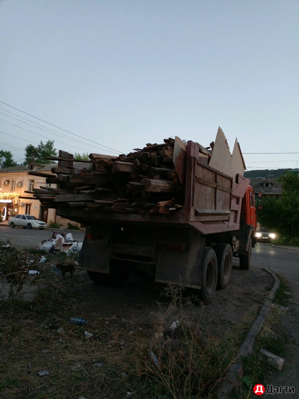 Вывоз строй мусора и хлама Камаз
