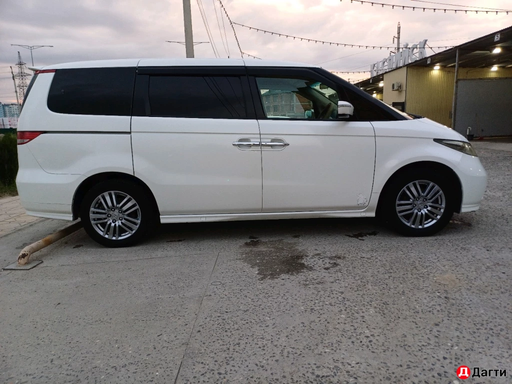 Honda Elysion, 2004 года