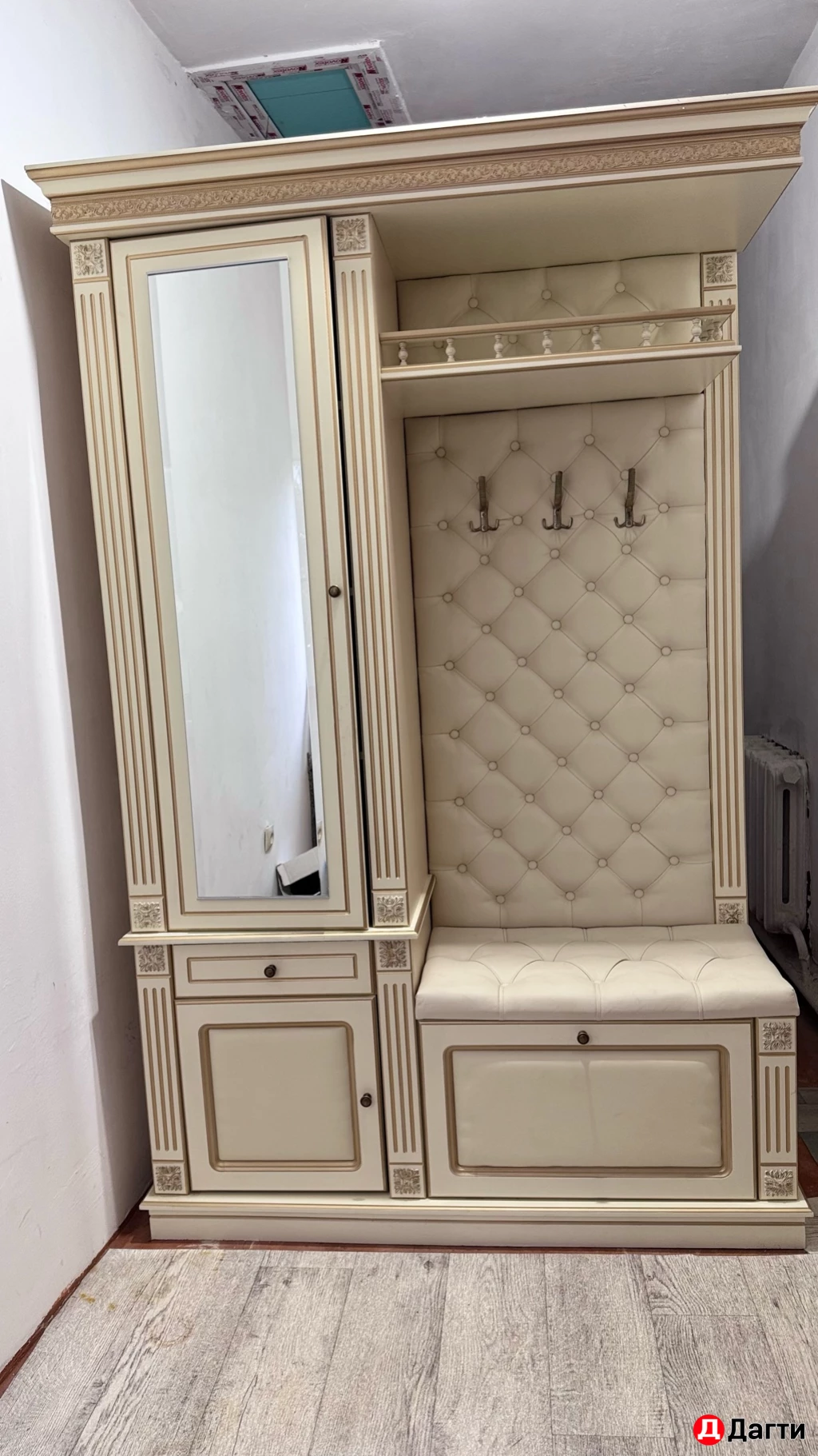 Шкаф для прихожей