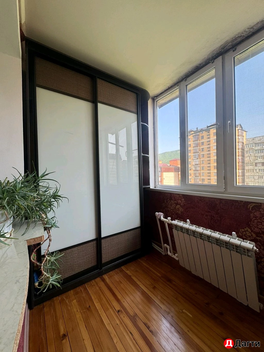 Квартира, 4 комнаты, 90 м², Агент