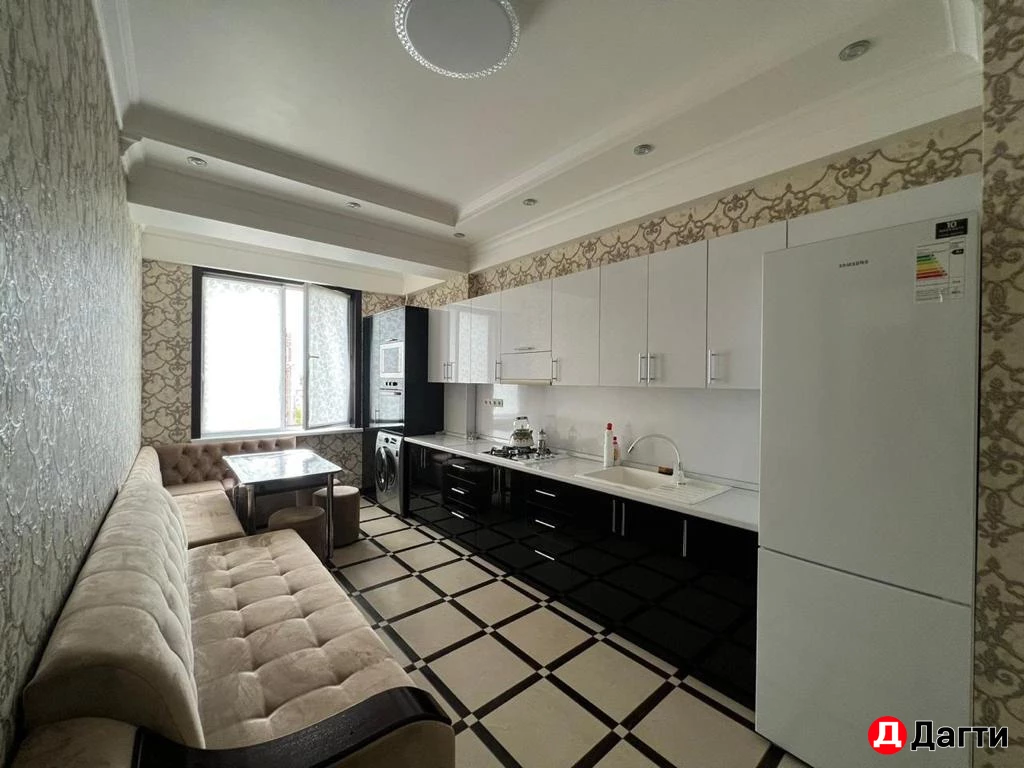 Квартира, 2 комнаты, 68 м², Агент