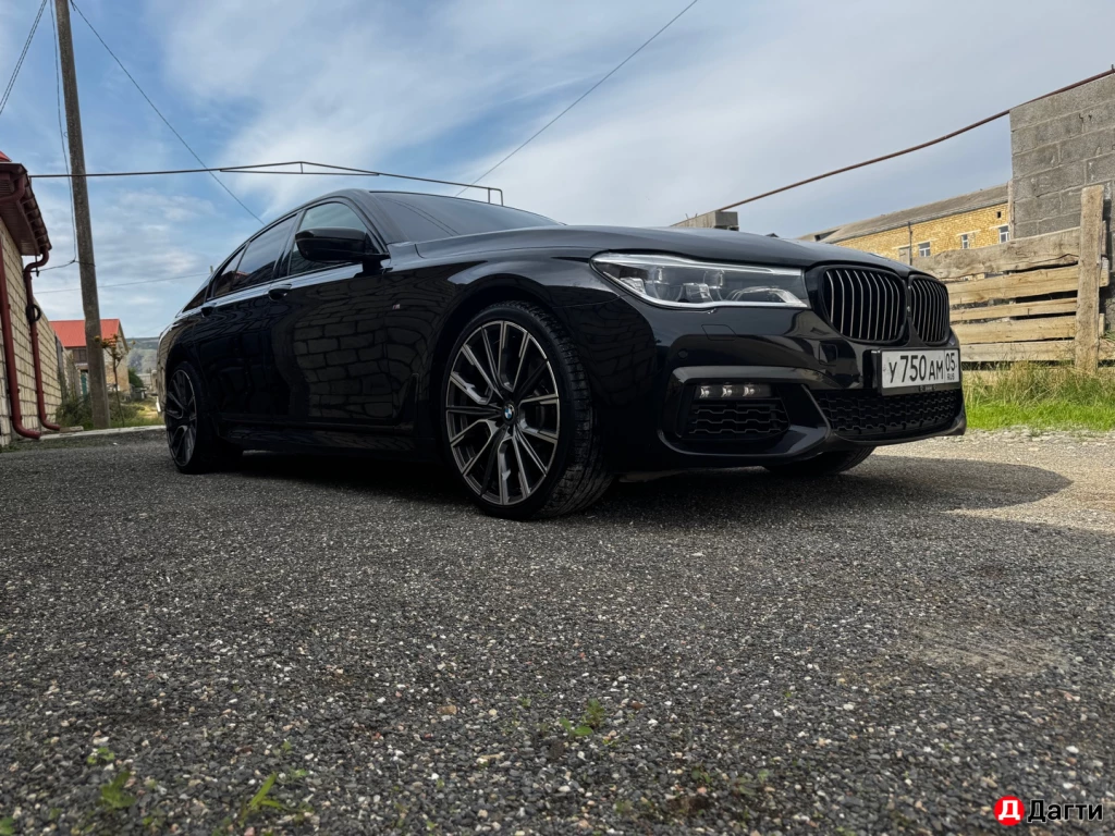 BMW 7 серии, 2017 года