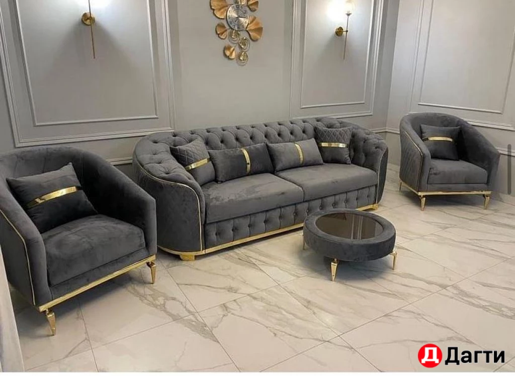 Тройка с креслами