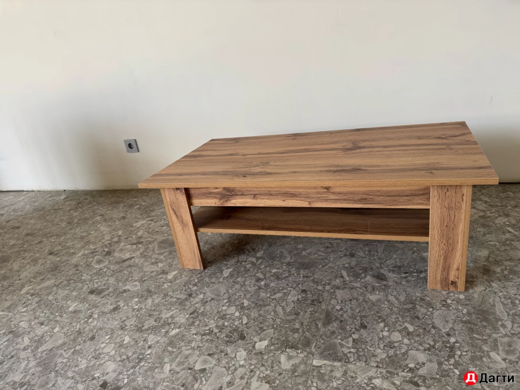 Журнальный столик