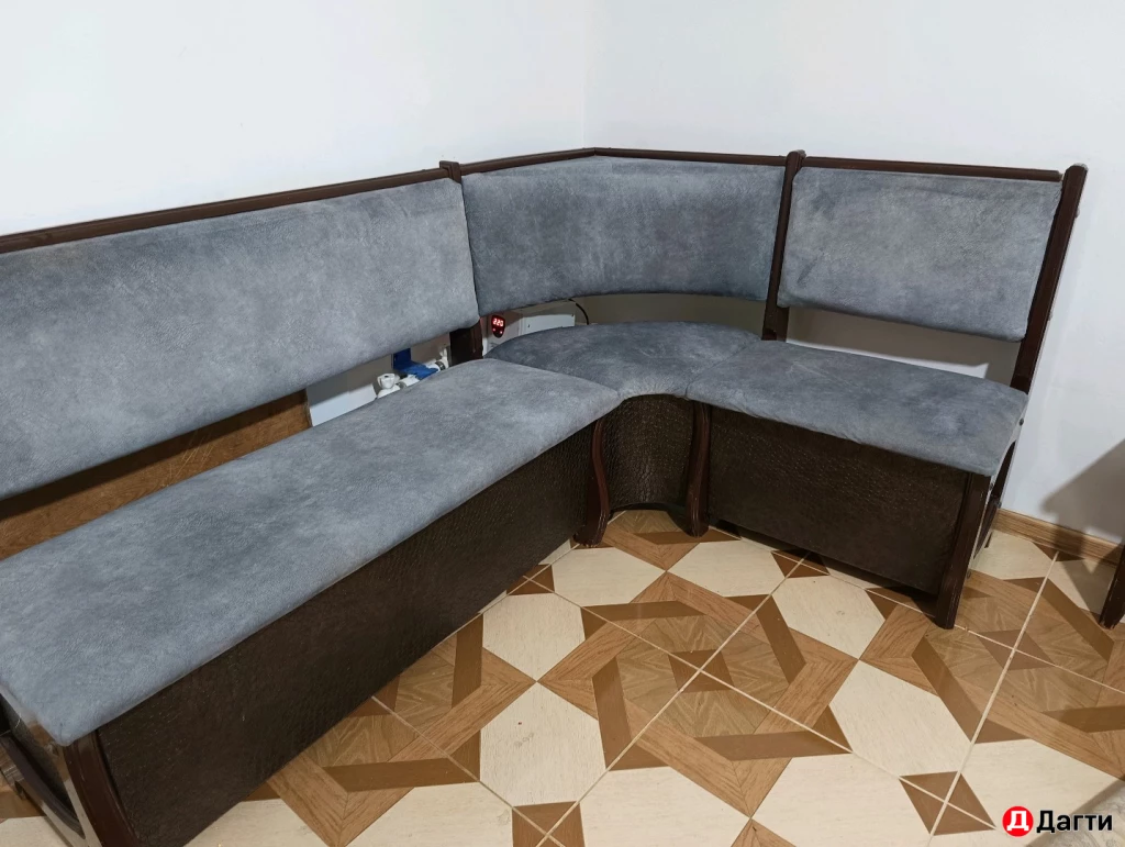 Кухонный мягкий угол