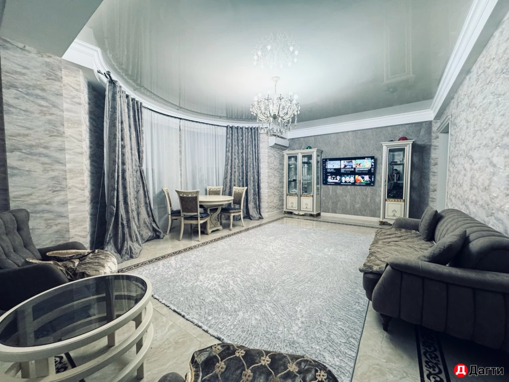 Квартира, 3 комнаты, 120 м², Агент