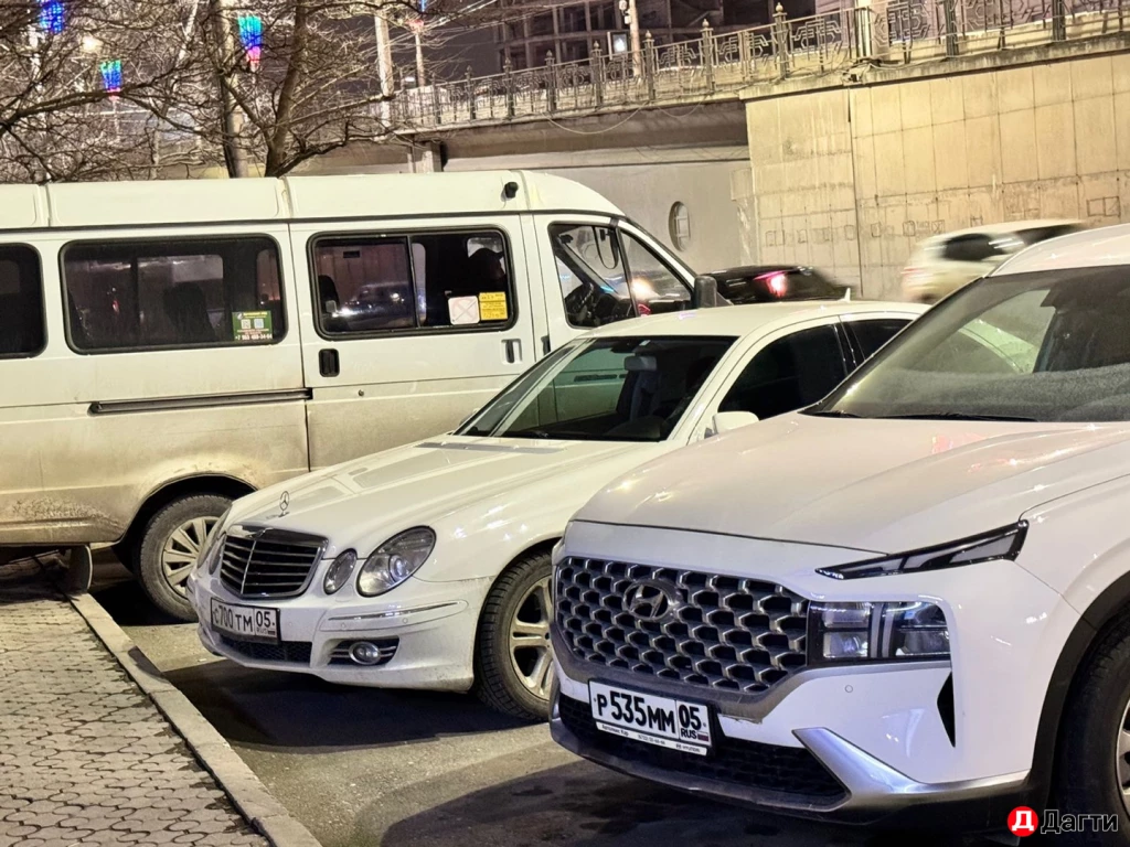 Mercedes-Benz E-Класс, 2007 года