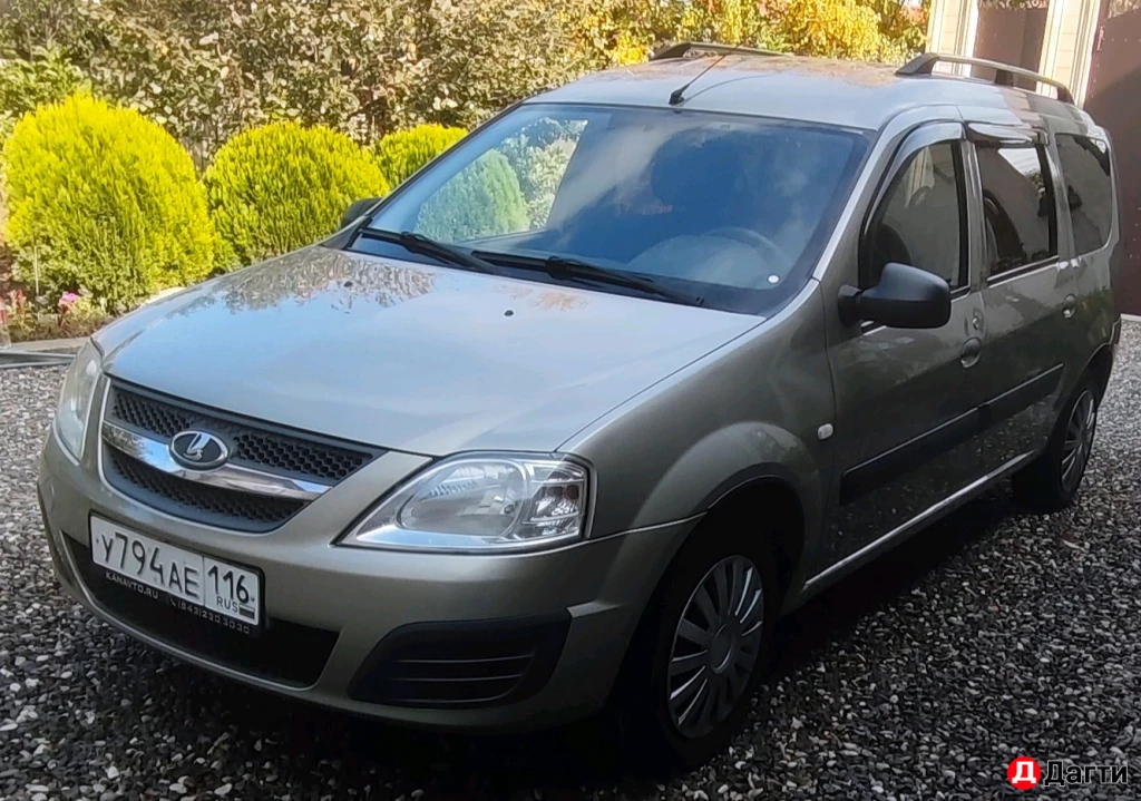 LADA (ВАЗ) Largus, 2014 года