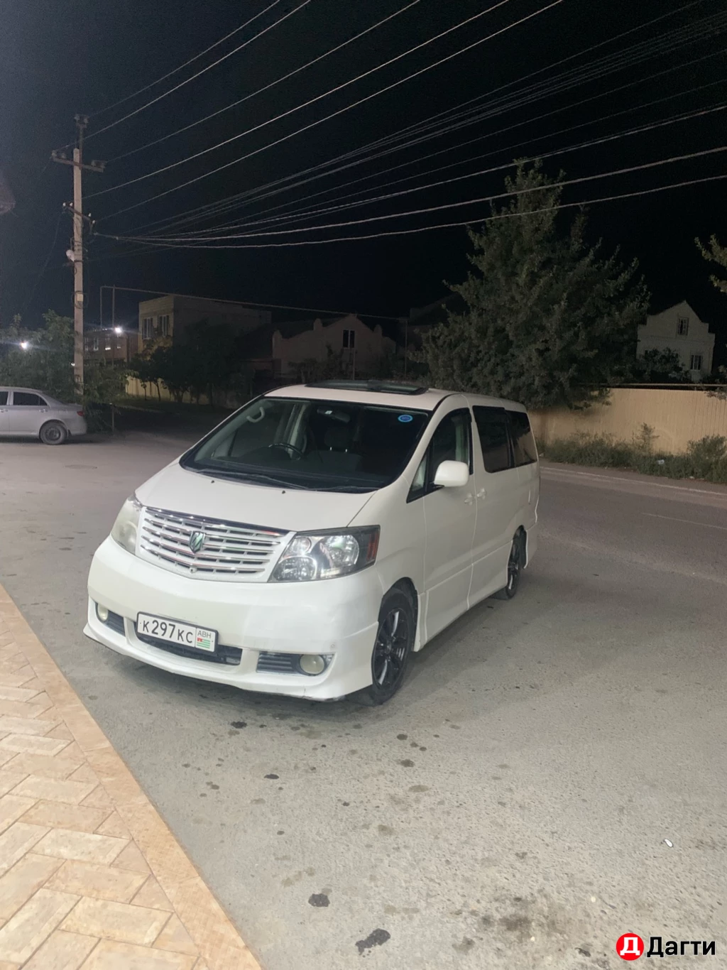 Toyota Alphard, 2002 года