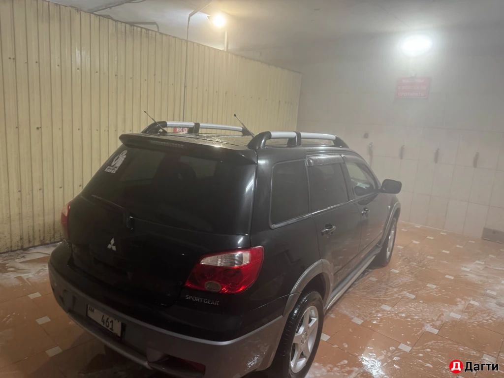 Mitsubishi Airtrek, 2004 года