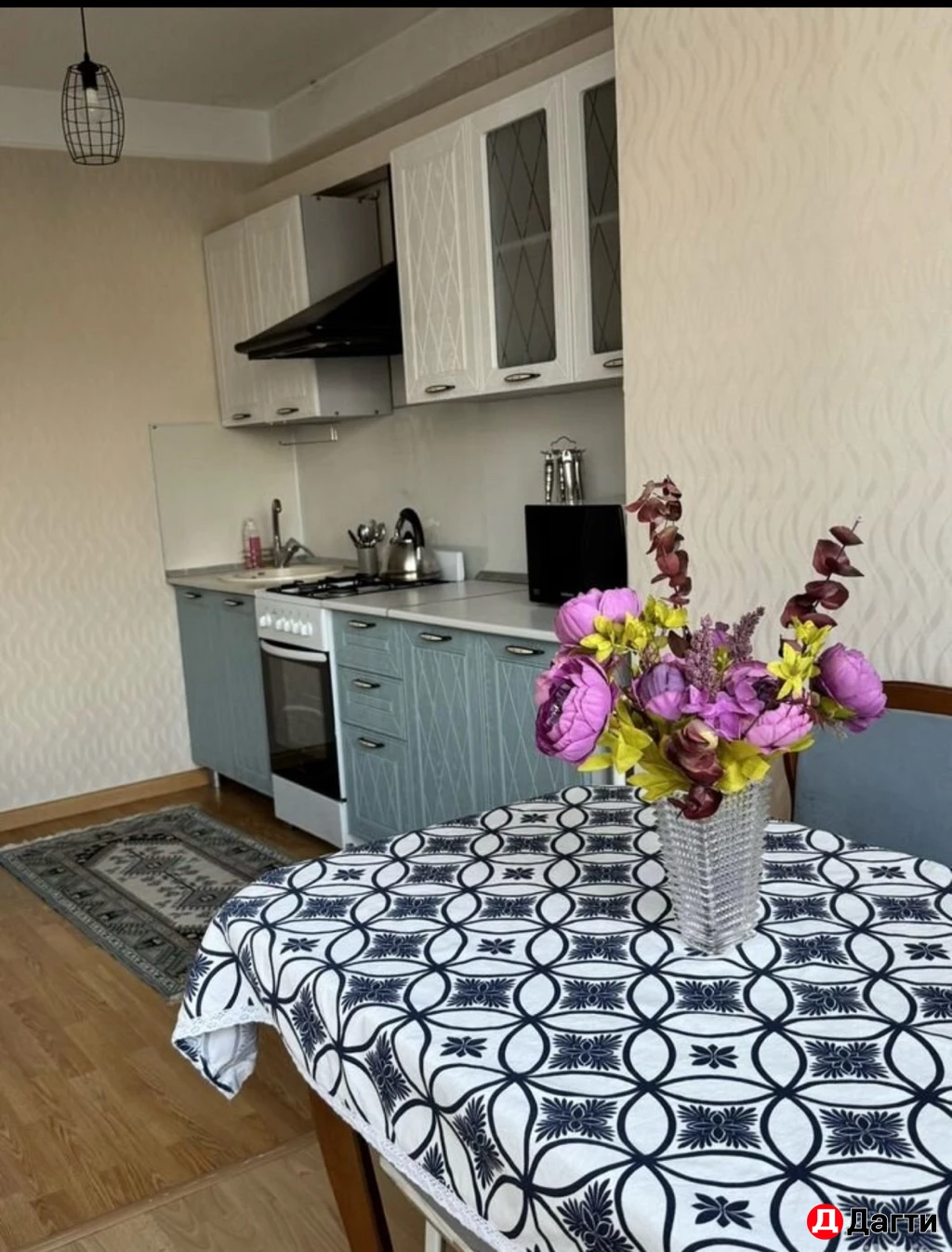 Квартира, 2 комнаты, 80 м²