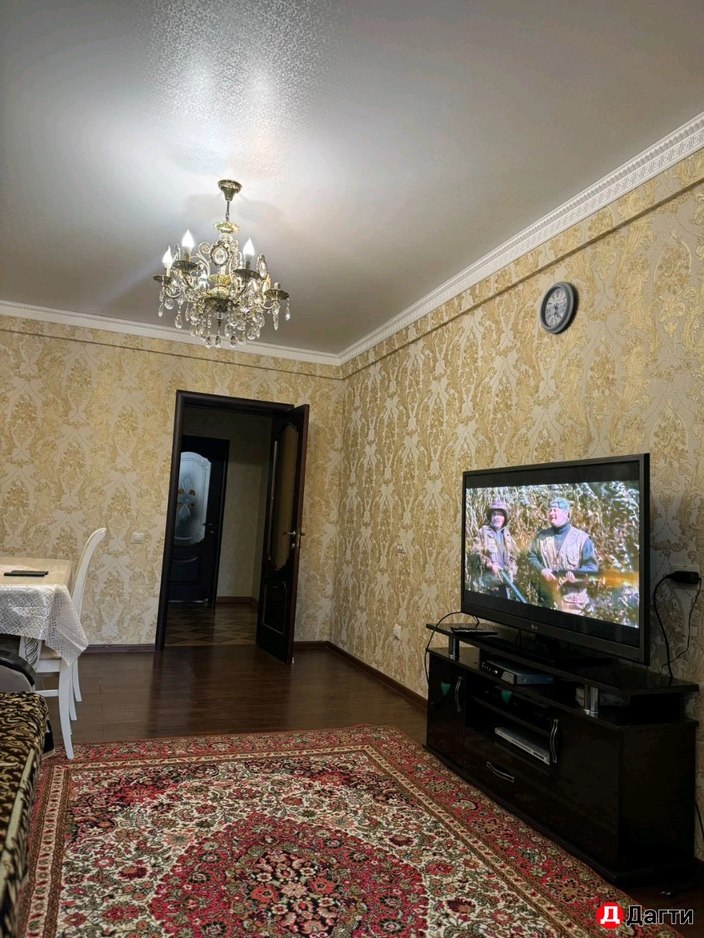 Квартира, 3 комнаты, 70 м²