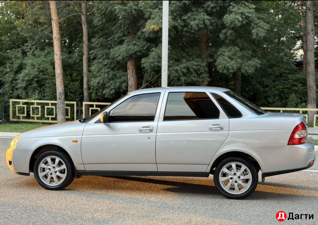LADA (ВАЗ) Priora, 2012 года