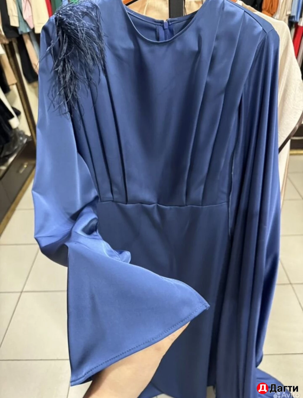 Вечернее платье